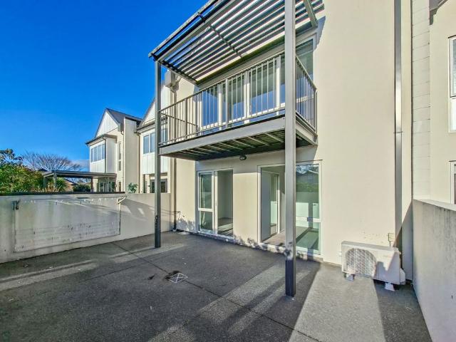 50 John Campbell Crescent, Addington