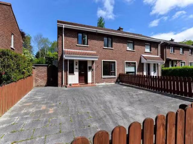50 Knockwood Crescent