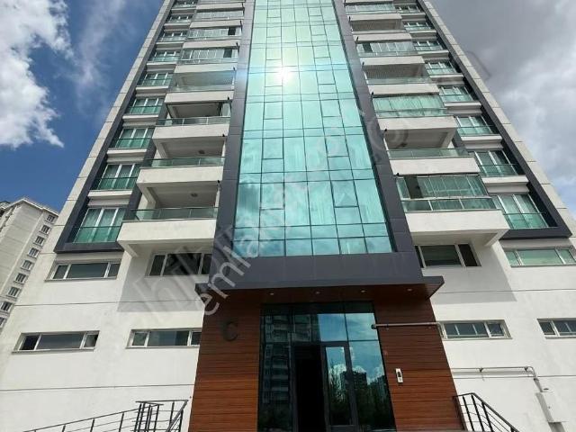 50 Lik Yolüzeri Otogar Yanı Kutayda Yüksek Kat Masrafsızdaire