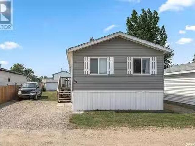50 Mulberry Road, Sunset Estates, SK, S7B 0A4 house for sale.