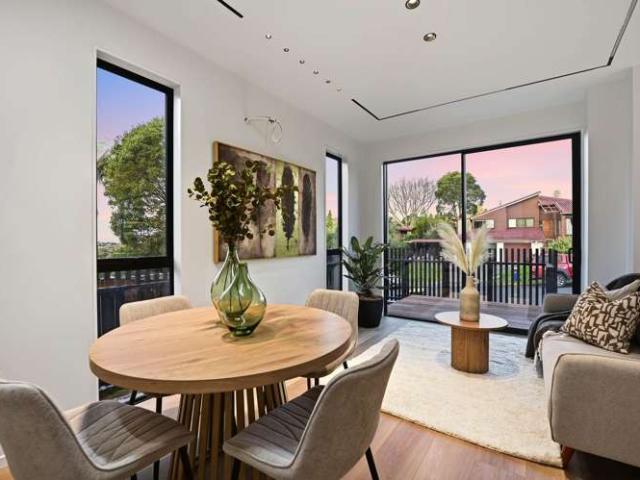 50 Redwing Street, Browns Bay, North Shore City