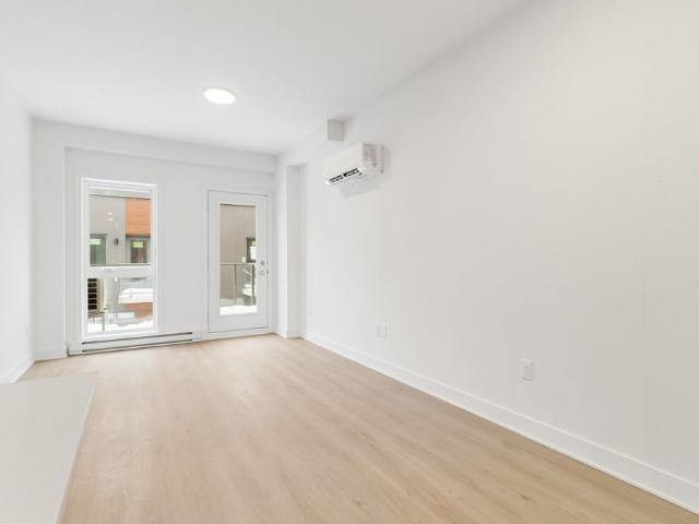 50 Rue Fleury E Montréal Ahuntsic Cartierville, QC H3L