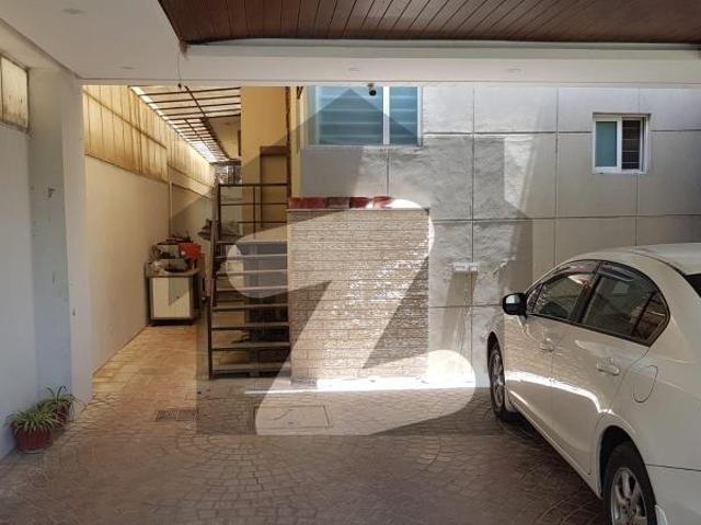 50x90 with basement e 11/4 npf investor price house for sale e 11
