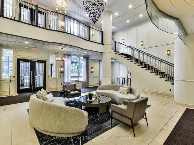 510 10 Yonge Street, Richmond Hill | 2+1Beds/3Bath, Condo, $999,000 | Condos. Ca