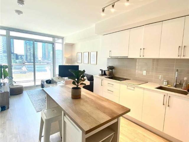 510E 576 Front Street W, Toronto | Leased, C12831 | Condos. Ca