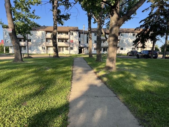 5117 44 Street 306 High Prairie AB T0G1E0