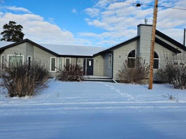 5112 52 Avenue, Consort, AB, T0C 1B0 house for sale | Listing ID A2275 | Royal LePage
