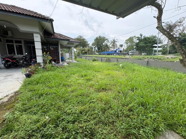 5112sqft Corner Senai Utama Single Storey