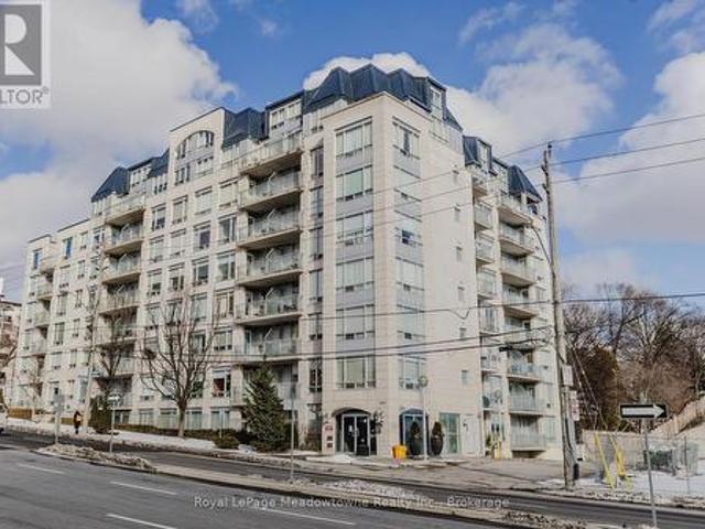 511 1 Bayview Avenue E, Toronto Leaside, ON, M5G 2G4 condo for sale | Listing ID C11961 | Royal LePage