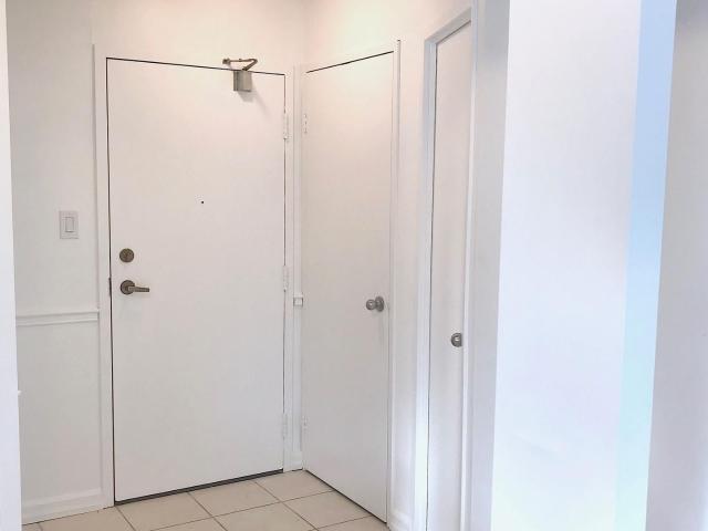 511 633 Bay Street, Toronto | 1Beds/2Bath, Condo, $3,000/mo | Condos. Ca