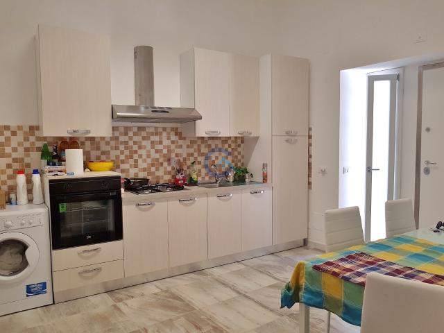 511 Appartamento Trilocale in affitto a Catanzaro Lido Corso