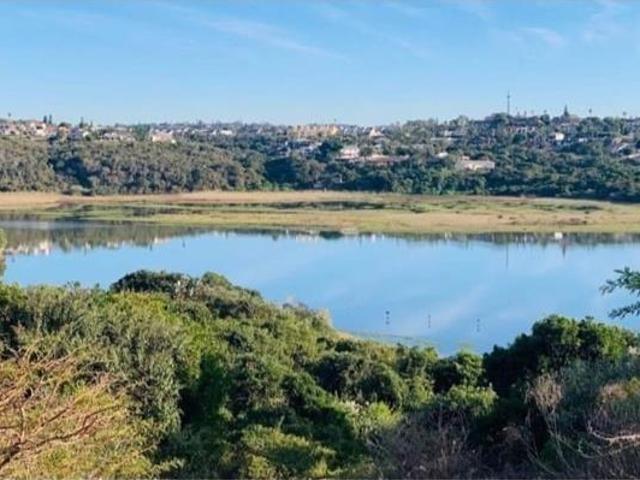 511 m² Land available in Gonubie
