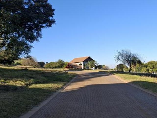 511 m² Land available in Kosmos