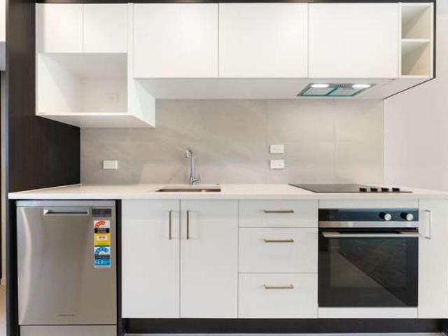 5/11 Seymour Road, Sunnyvale, Waitakere City