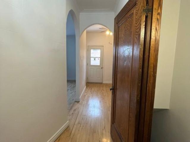 5124 Av. Trans Island, H3W 3A1, H3W 3A1, Montréal