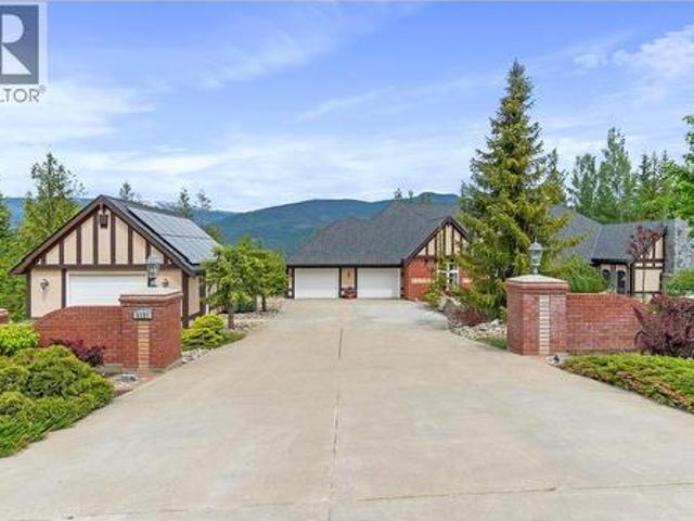 5121 Ivy Road, Eagle Bay, BC, V0E 1T0 house for sale | Listing ID 10396 | Royal LePage
