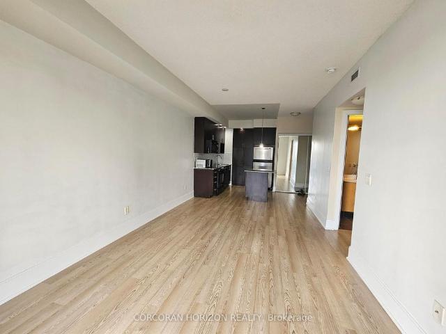 512 181 Wynford Drive