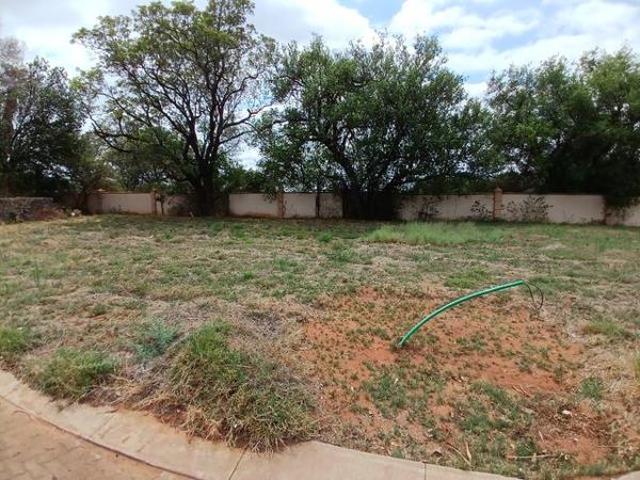 512 m² Land available in Bela Warmbaths