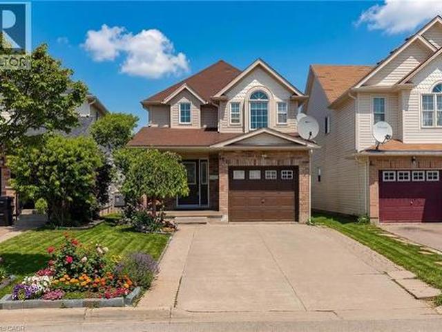 512 Snowdrop Court, Kitchener, ON, N2E 4G4 house for sale | Listing ID 40829 | Royal LePage
