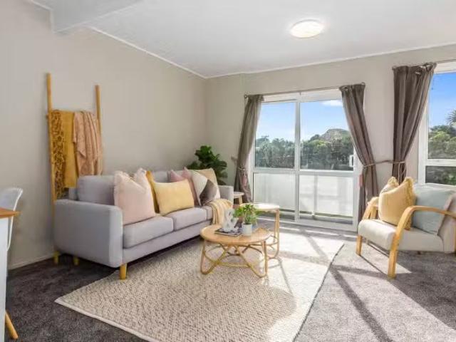 5/12 Thornley Street, Titahi Bay, Porirua City For Sale