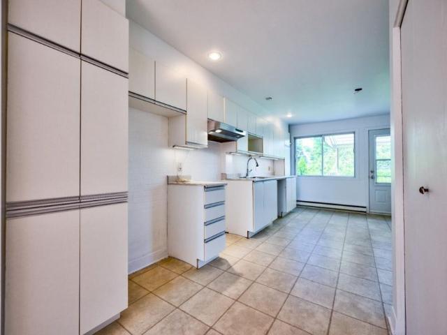 513 Rue Alexandre, H7G 3M6, H7G 3M6, Laval