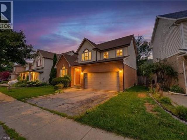 5141 Blue Spruce Avenue, Burlington, ON, L7L 6G7 house for sale | Listing ID 40850 | Royal LePage