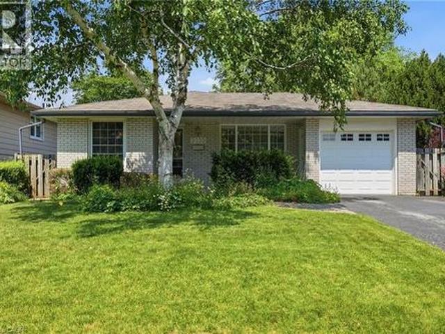 5155 Idlewood Crescent, Burlington, ON, L7L 3Y5 house for sale | Listing ID 40845 | Royal LePage