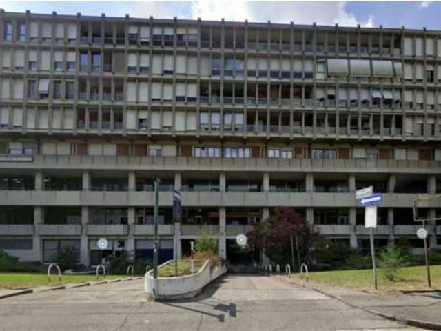515/2024 U BS Negozio in asta a Brescia