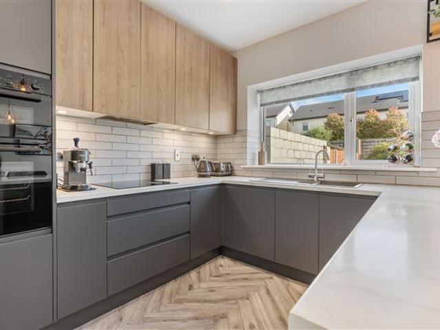 515,000 | 56 Church Green, Ballinglanna, Glanmire, Cork Hegarty Properties 4986 MyHome. Ie Residential