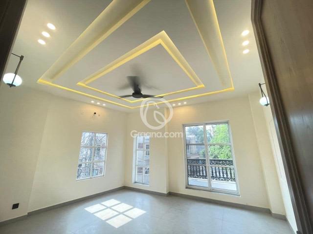 515 Ft² Flat for Sale