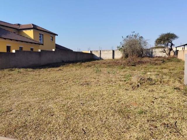 515 m² Land available in Bendor