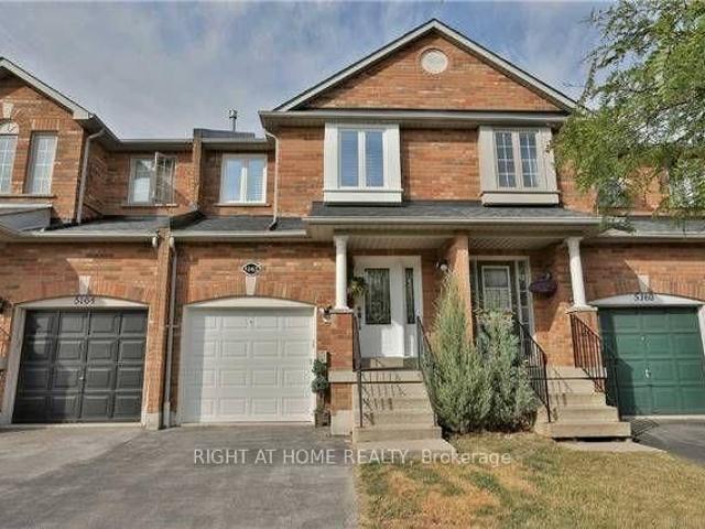 5162 Falconcrest Drive, Burlington | For Sale @ $899,999 | Condos. Ca
