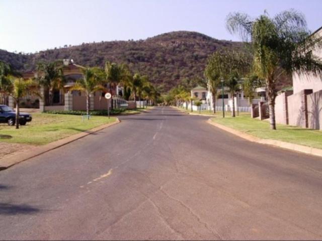 516 m² Land available in Kosmos Ridge Estate