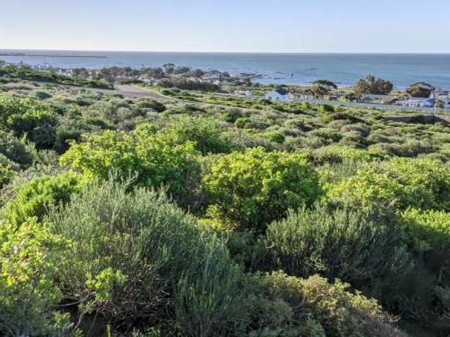 517 m² Land available in St Helena Views