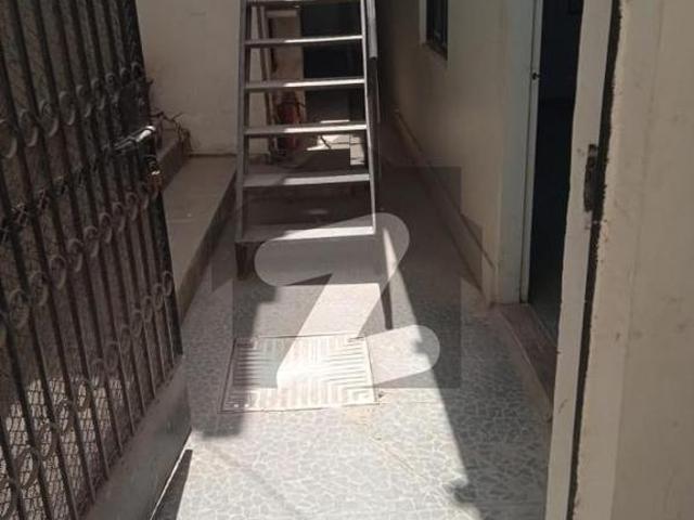 517 Square Yards Independent House Best For Salient Commercial Bahadurabad
