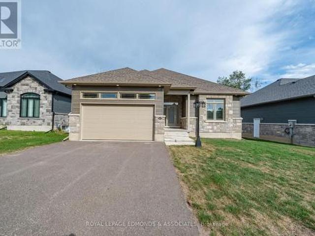 517 Sydenham Street, Pembroke, ON, K8A 8K5 house for sale | Listing ID X13517 | Royal LePage