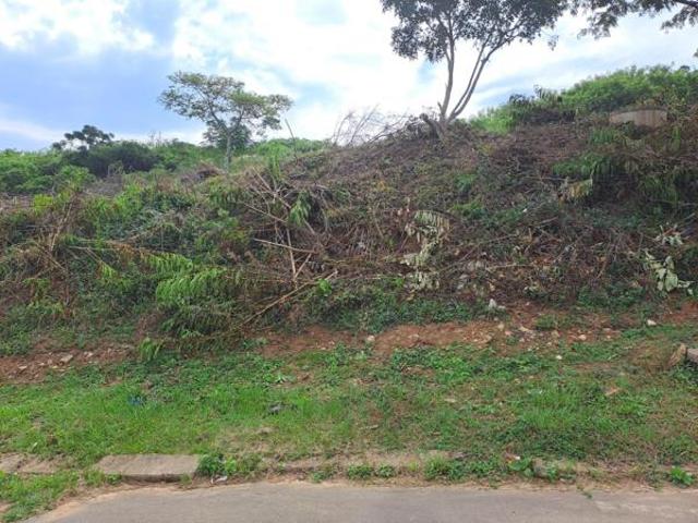 518 m² Land available in Belvedere