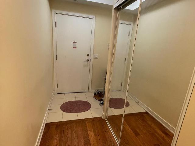 518 SW 9191 Yonge Street, Richmond Hill | For Sale @ $550,000 | Condos. Ca