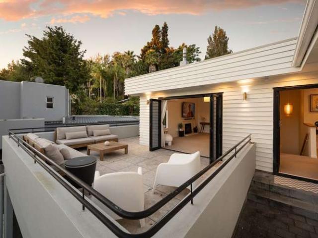 518 River Road, Fairfield, Hamilton City