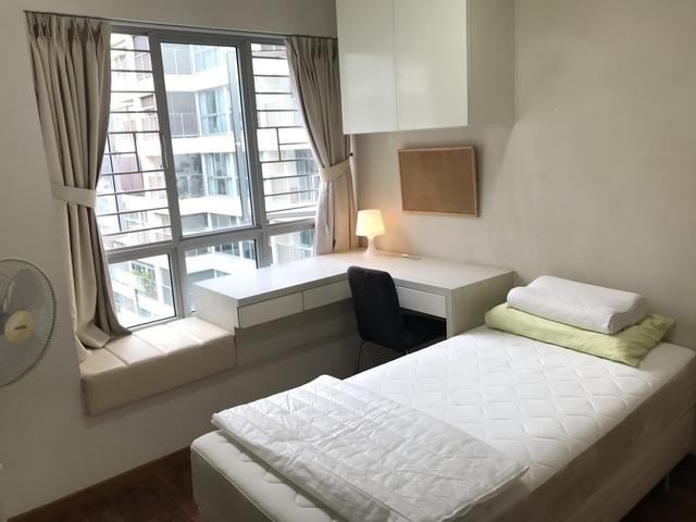 518 Tampines DBSS room