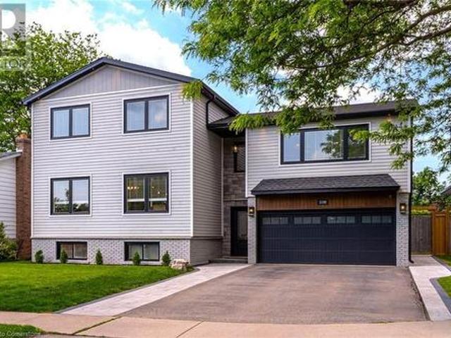 5199 Broughton Crescent, Burlington, ON, L7L 3C1 house for sale | Listing ID 40740 | Royal LePage
