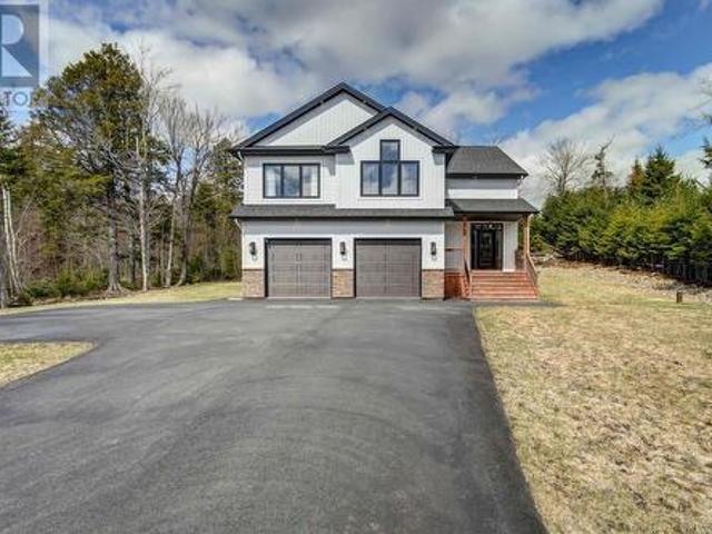 519 Magenta Drive, Middle Sackville, NS, B4E 0M7 house for sale | Listing ID 202607 | Royal LePage
