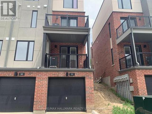 51 99 Roger Street, Waterloo, ON, N2J 0G1 townhouse for lease | Listing ID X13095 | Royal LePage