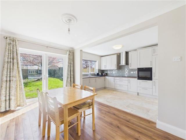 465,000 | 51 The Strand, Donabate, County Dublin Robertson Estate Agents 4930 MyHome. Ie Residential