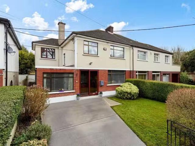 51 Woodpark, Castleknock, Dublin 15 is for sale