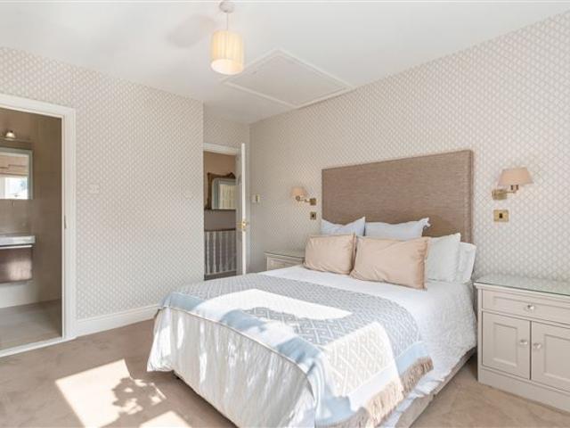 51 Wyvern, Killiney, Co. Dublin Sherry FitzGerald Dalkey 4911 MyHome. Ie Residential