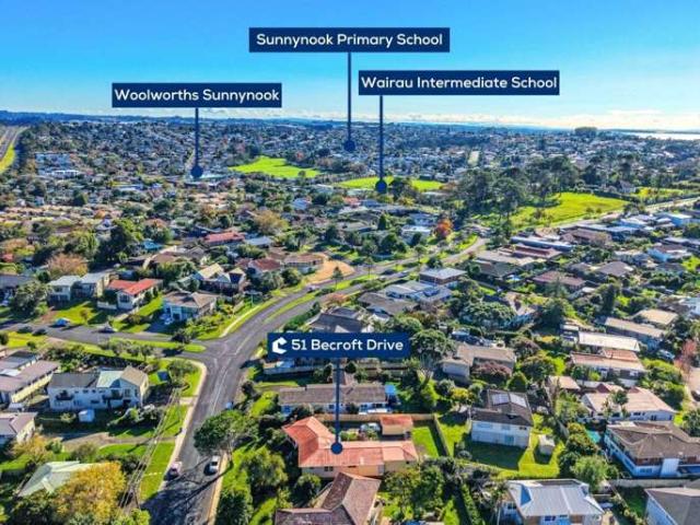 51 Becroft Drive, Forrest Hill, North Shore City