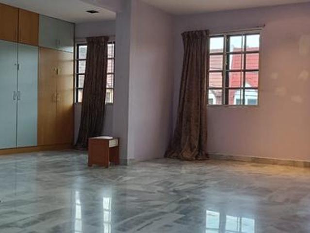 51 Bedroom Terrace House for Rent Walking Distance to SS18 LRT