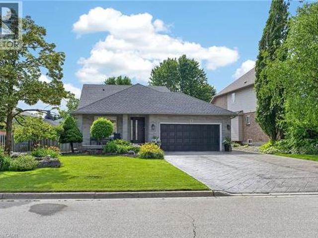 51 Cabriolet Crescent, Ancaster, ON, L9K 1K5 house for sale | Listing ID 40846 | Royal LePage