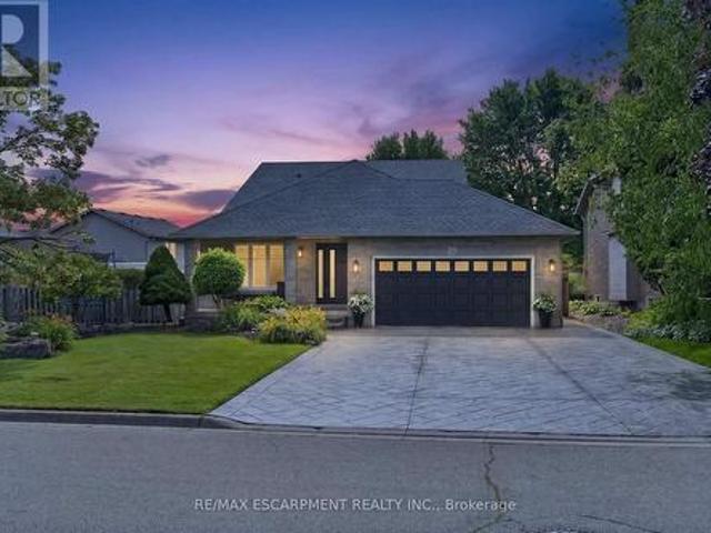 51 Cabriolet Crescent, Hamilton, ON, L9K 1K5 house for sale | Listing ID X13538 | Royal LePage